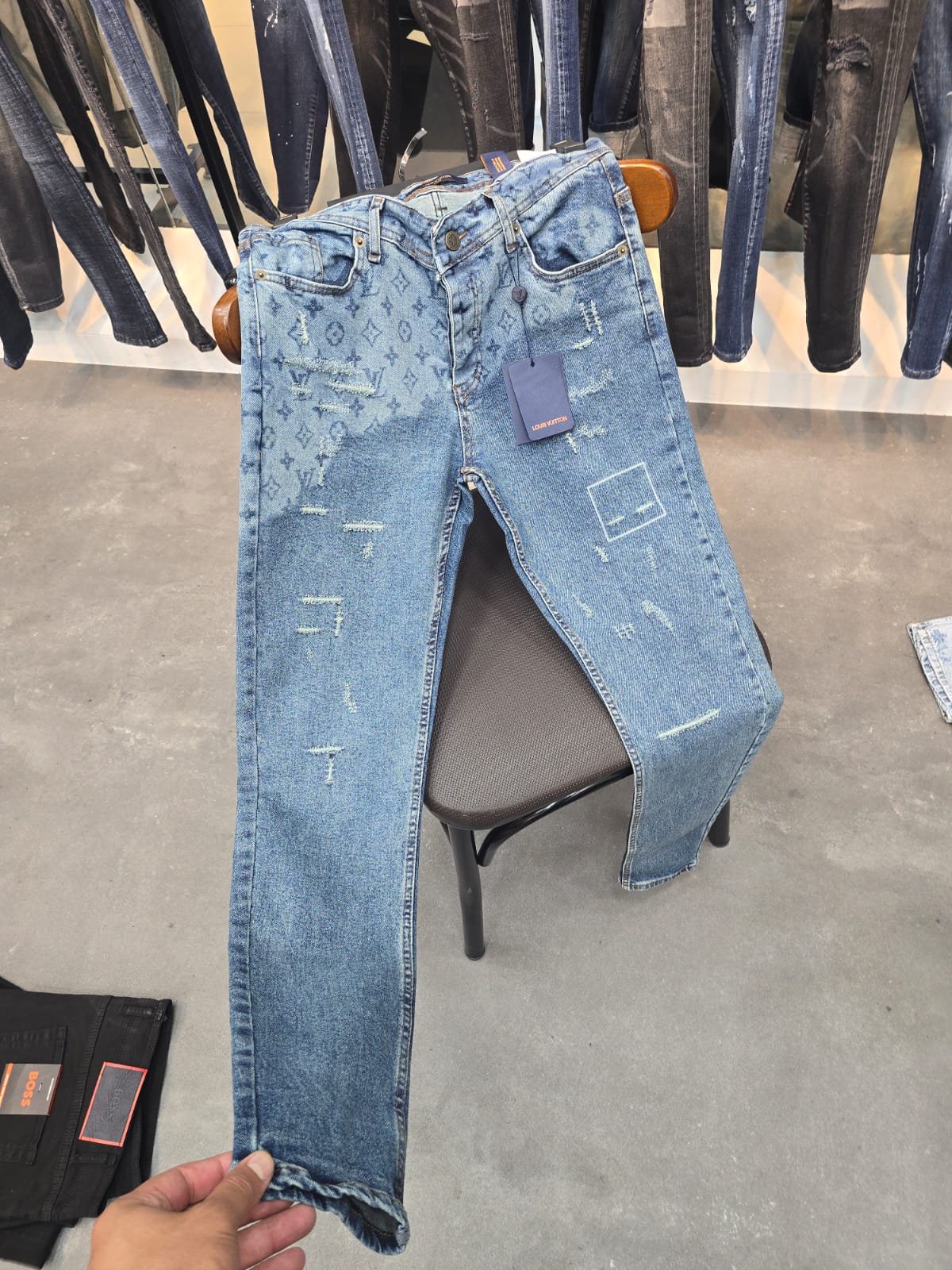 JEANS LOUIS VUITTON